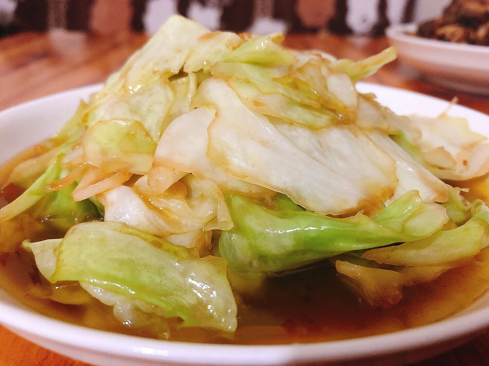 素炒莲花白 莲花白这样炒,我觉得最好吃而且操作也特别简单 准备材料