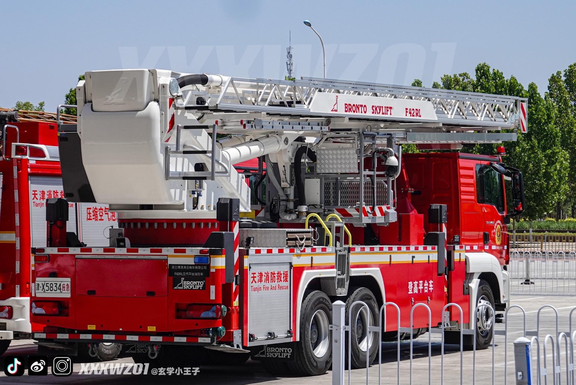 天津高精尖特色车型—柏浪涛f42rl登高平台消防车 消防车 德国曼