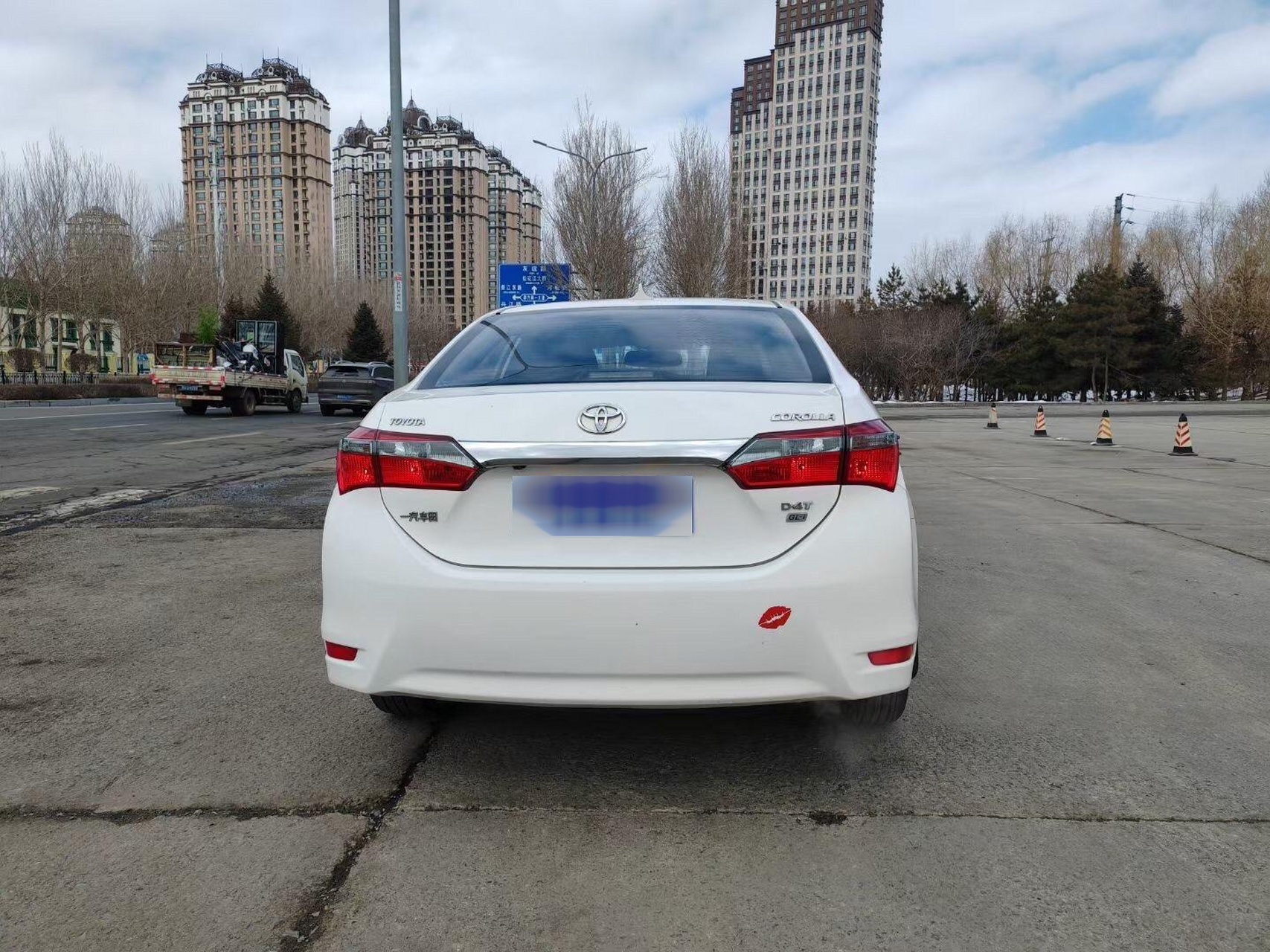 3 【车辆型号】2018款 卡罗拉 1.