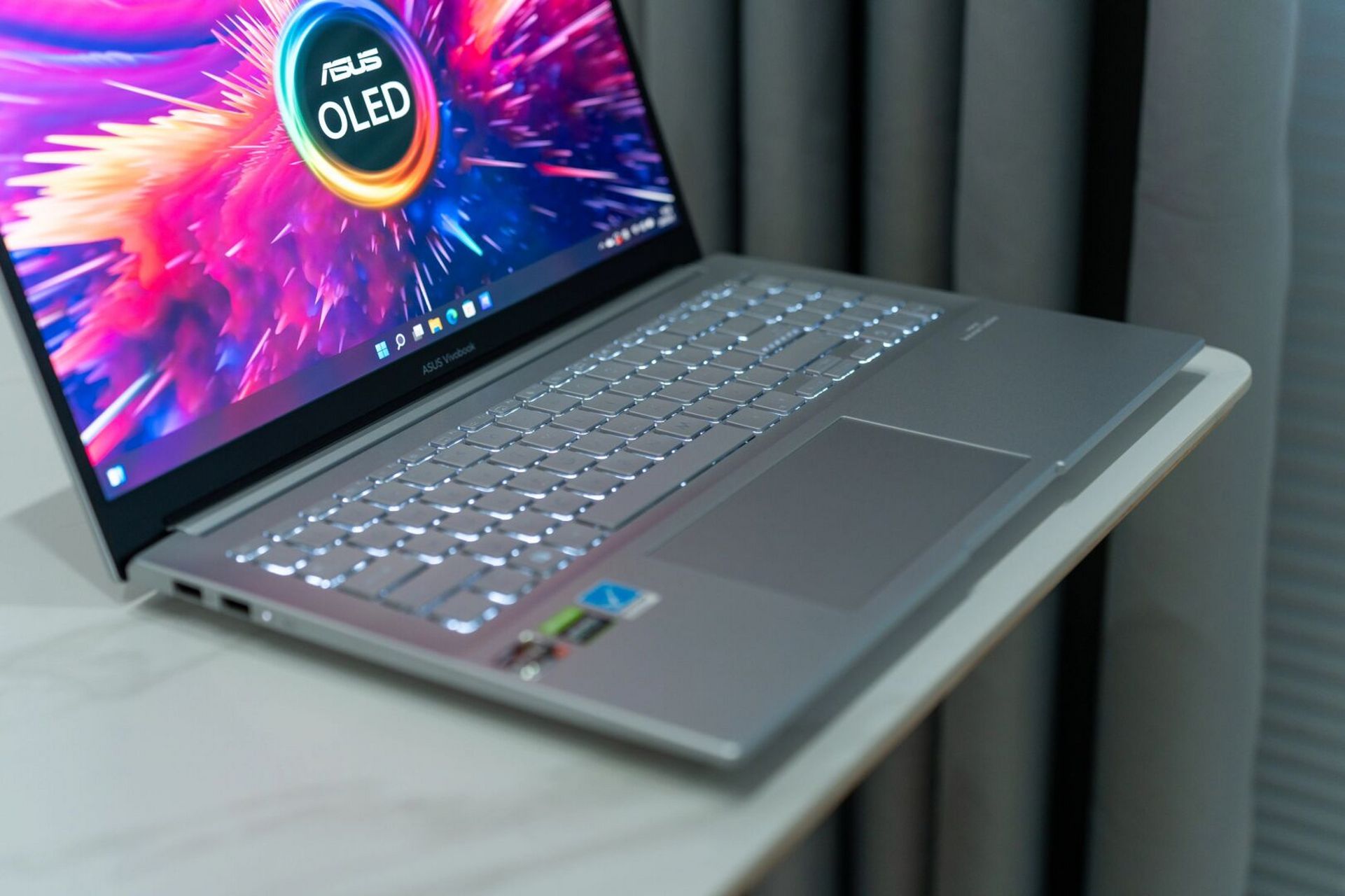 4k价位的办公轻薄笔记本里,华硕的无畏pro15 4k价位的办公轻薄笔记本