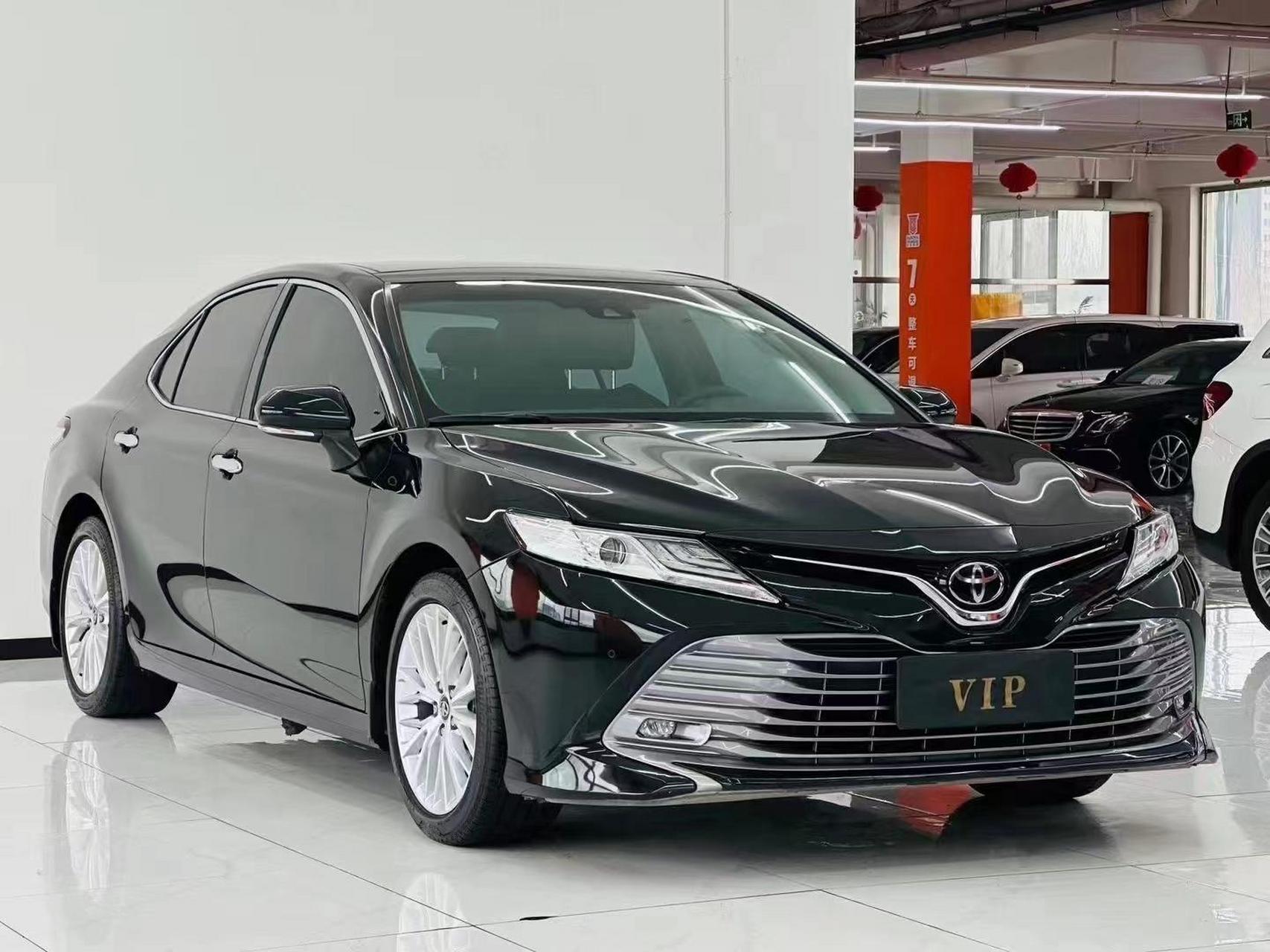 18年18款丰田凯美瑞 2.