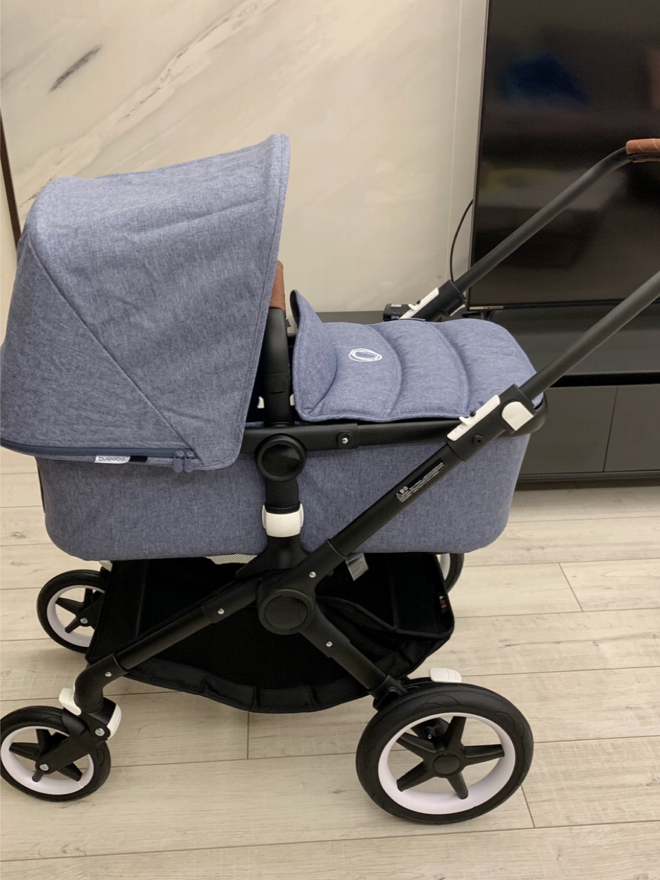 有点小贵但绝对值的新生儿大件用品 78bugaboo fox推车 选择bugaboo