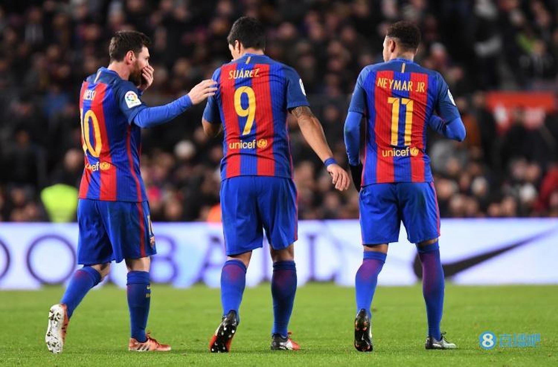 苏亚雷斯:梅西内马尔都换了电话号码,我们没有群聊但经常单独聊