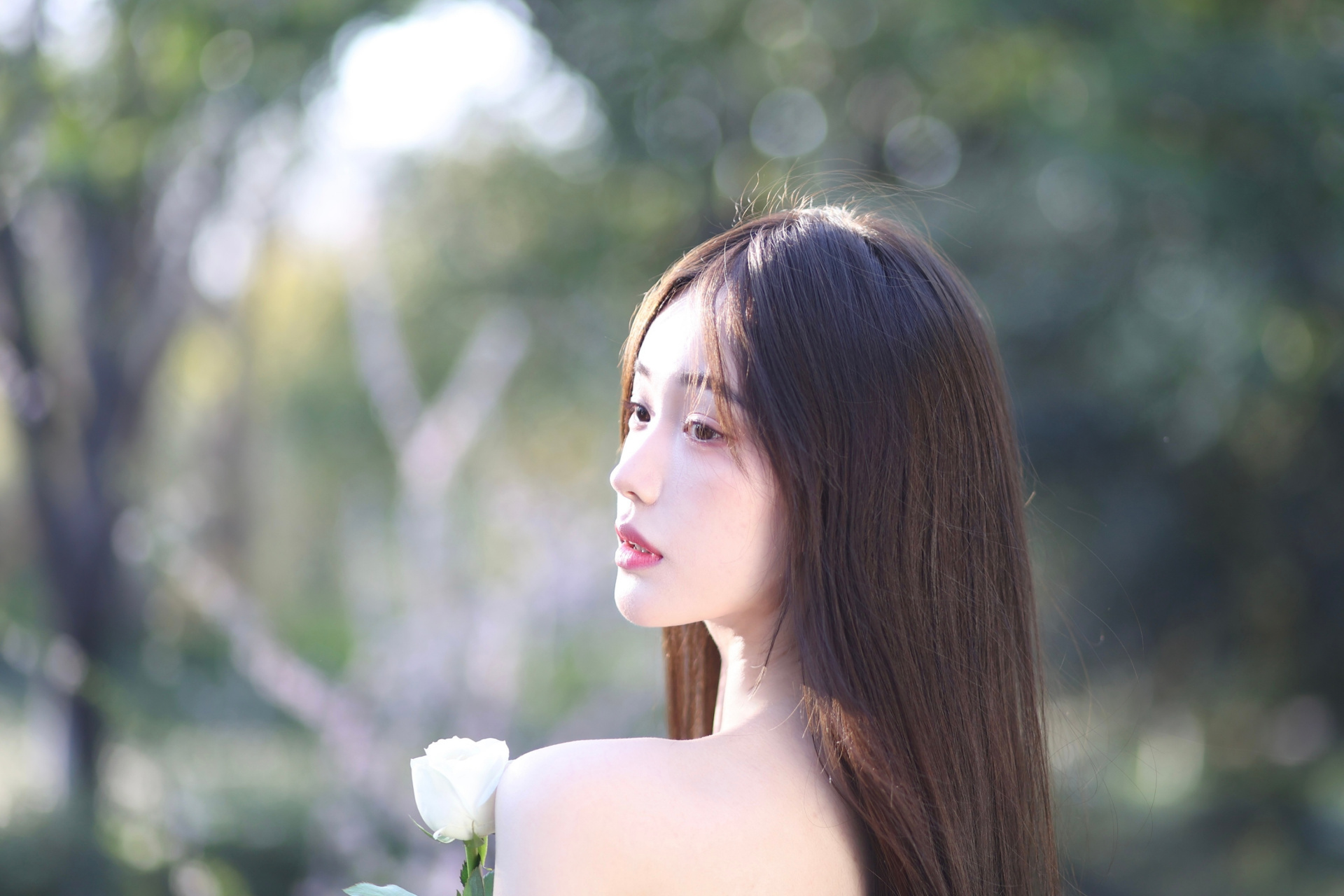 惟baby- 出生于1998年8月19日,来自江西师范大学,狮子座小姐姐