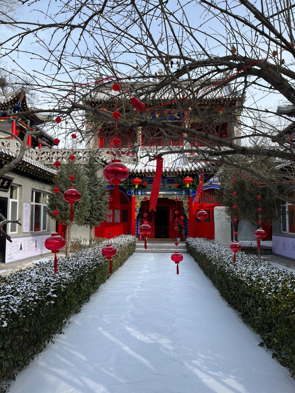 太原三清观 太原东山附近有一个三清观 我是某天周末导航去的 在道观