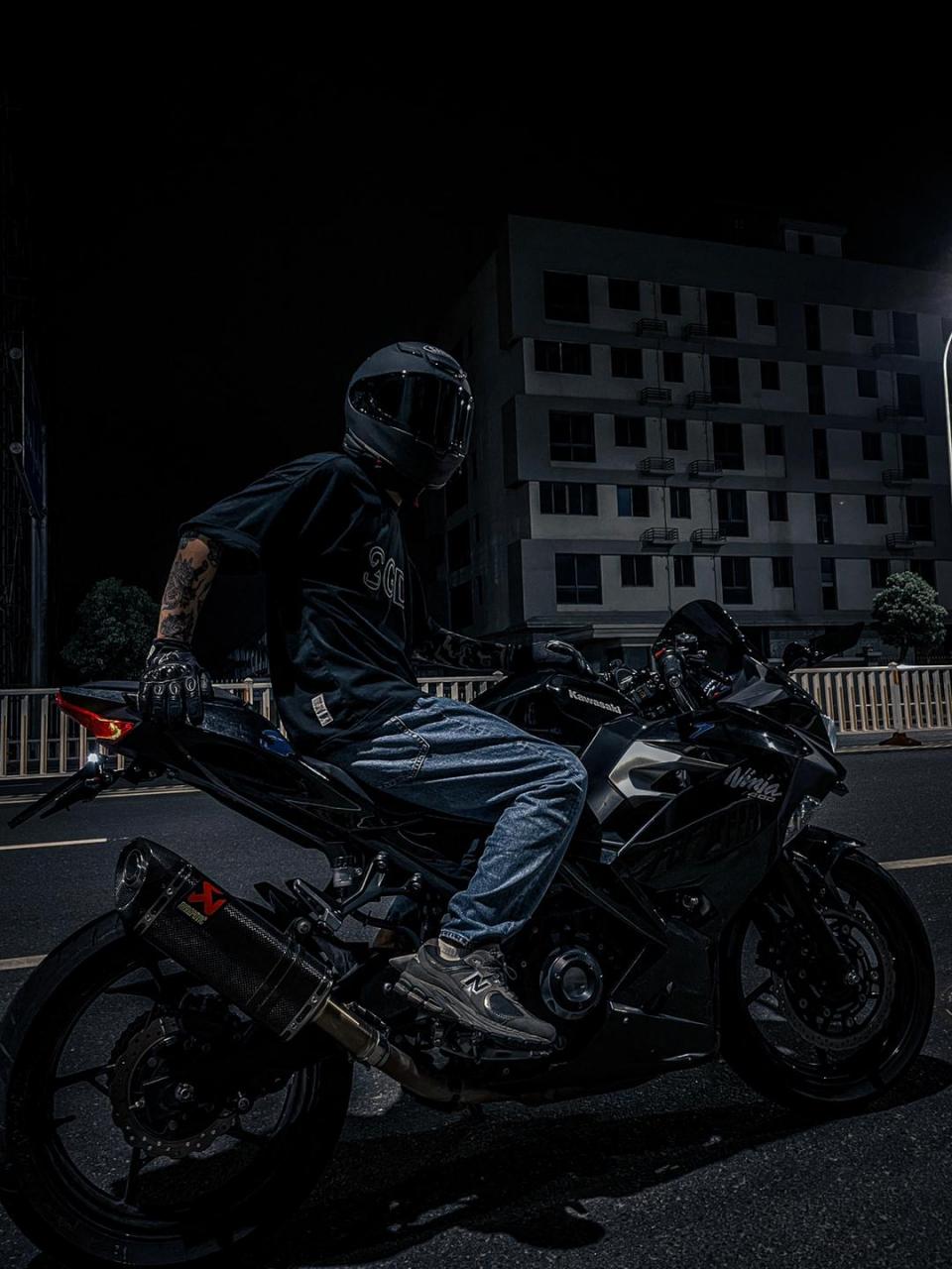 川崎ninja400黑武士小改 川崎 纹身