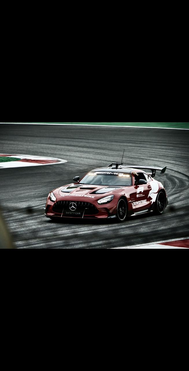 奔驰amg gt black series 无论在哪个角度都是分韵犹存啊