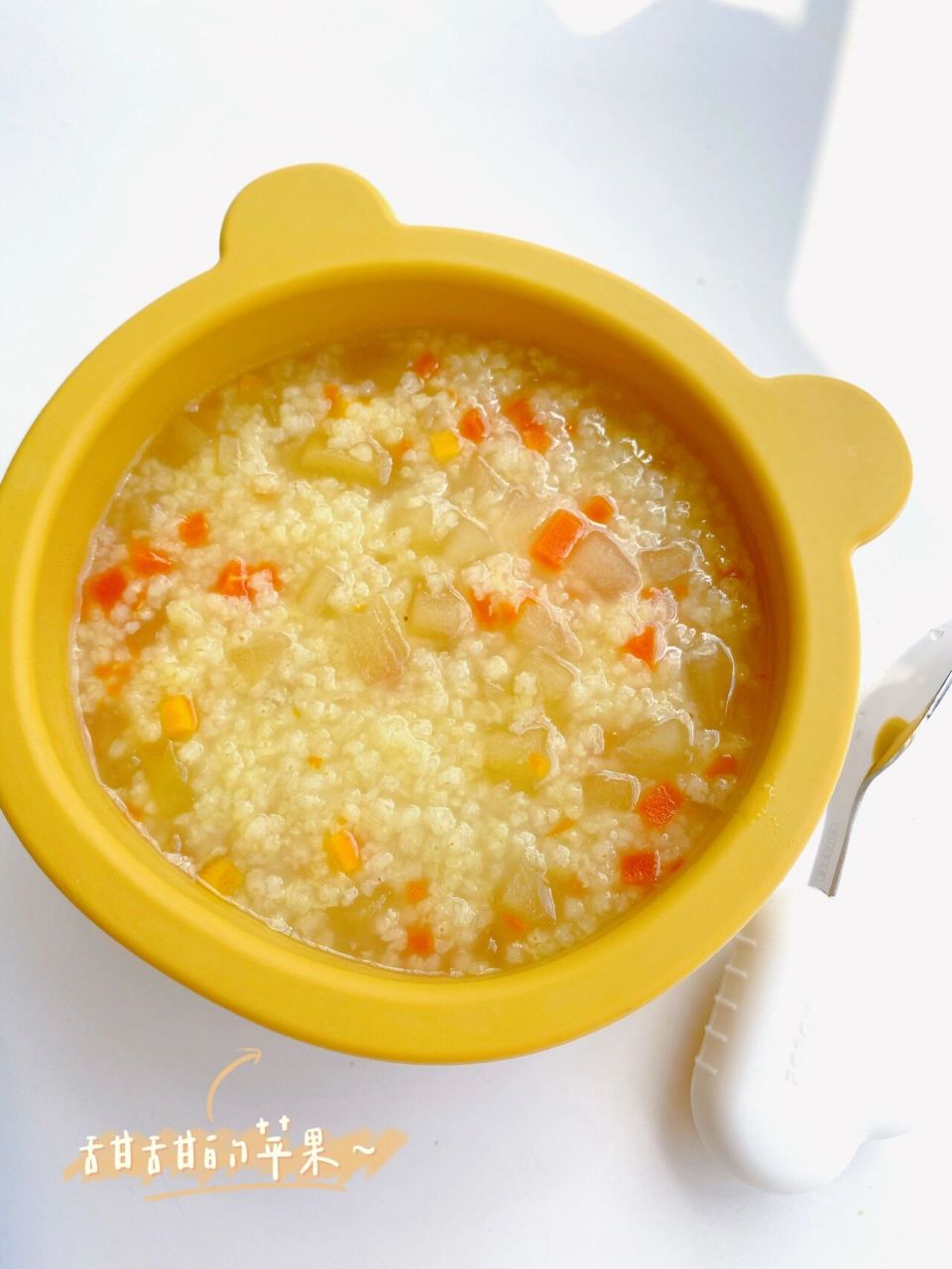 7m 苹果胡萝卜小米粥|消积食小米粥|止腹泻 秋季是腹泻高发季,宝宝拉