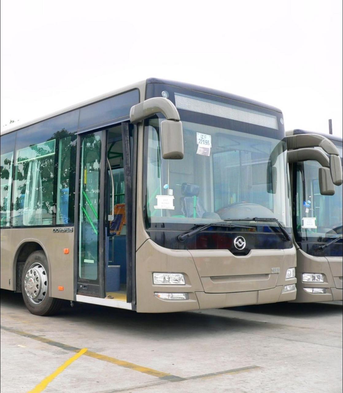 2006年,新车到场的dd6129s15绿色出行低碳又环保 黄海客车