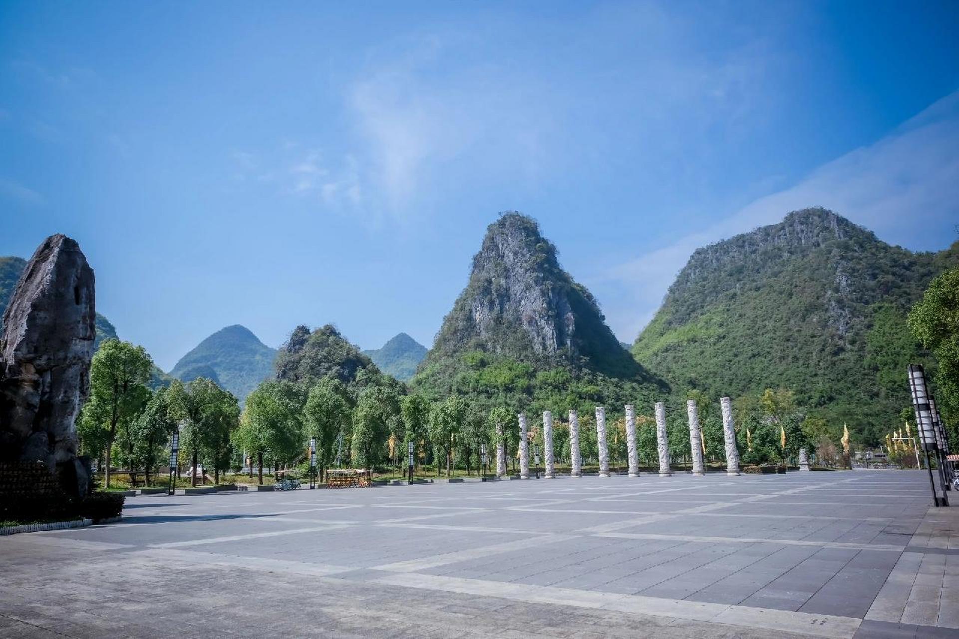 湖南永州九嶷山游玩攻略,看这一篇就够了 舜帝陵: 开放时间:8:30-17