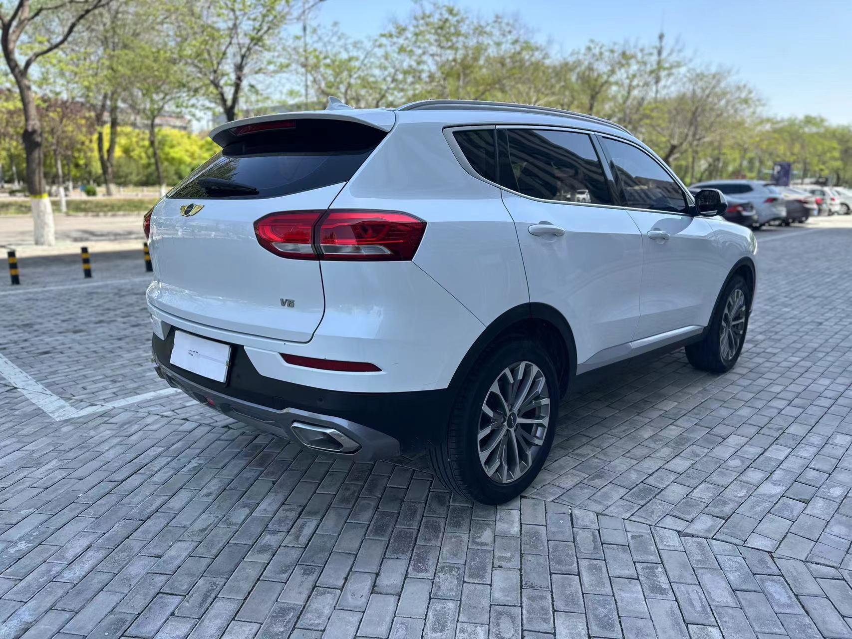 2019年年底上牌20款新款哈弗h6 2.0gdit 自动铂金冠军版 指导价12.