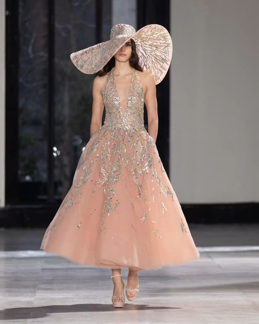 巴黎高定时装周# tony ward f/w 2023 couture 来自黎巴嫩的礼服品牌