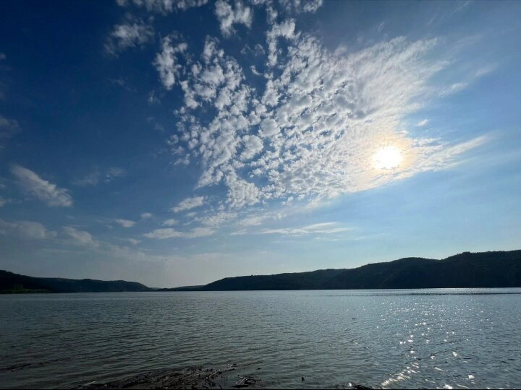 可以开到湖边的小众营地—羊毛湾水库 西安周边,西安自驾2小时车可以