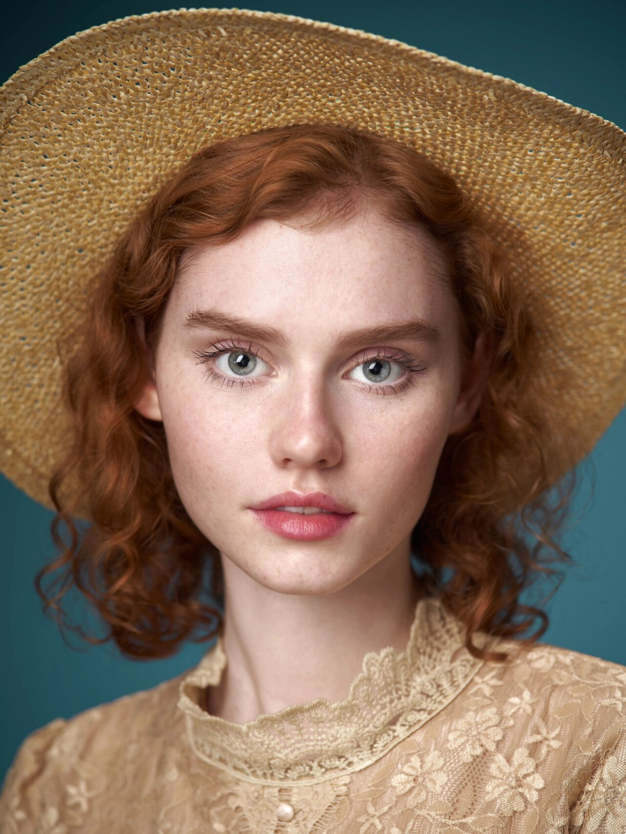 欧美女性人物肖像 素描照片素材