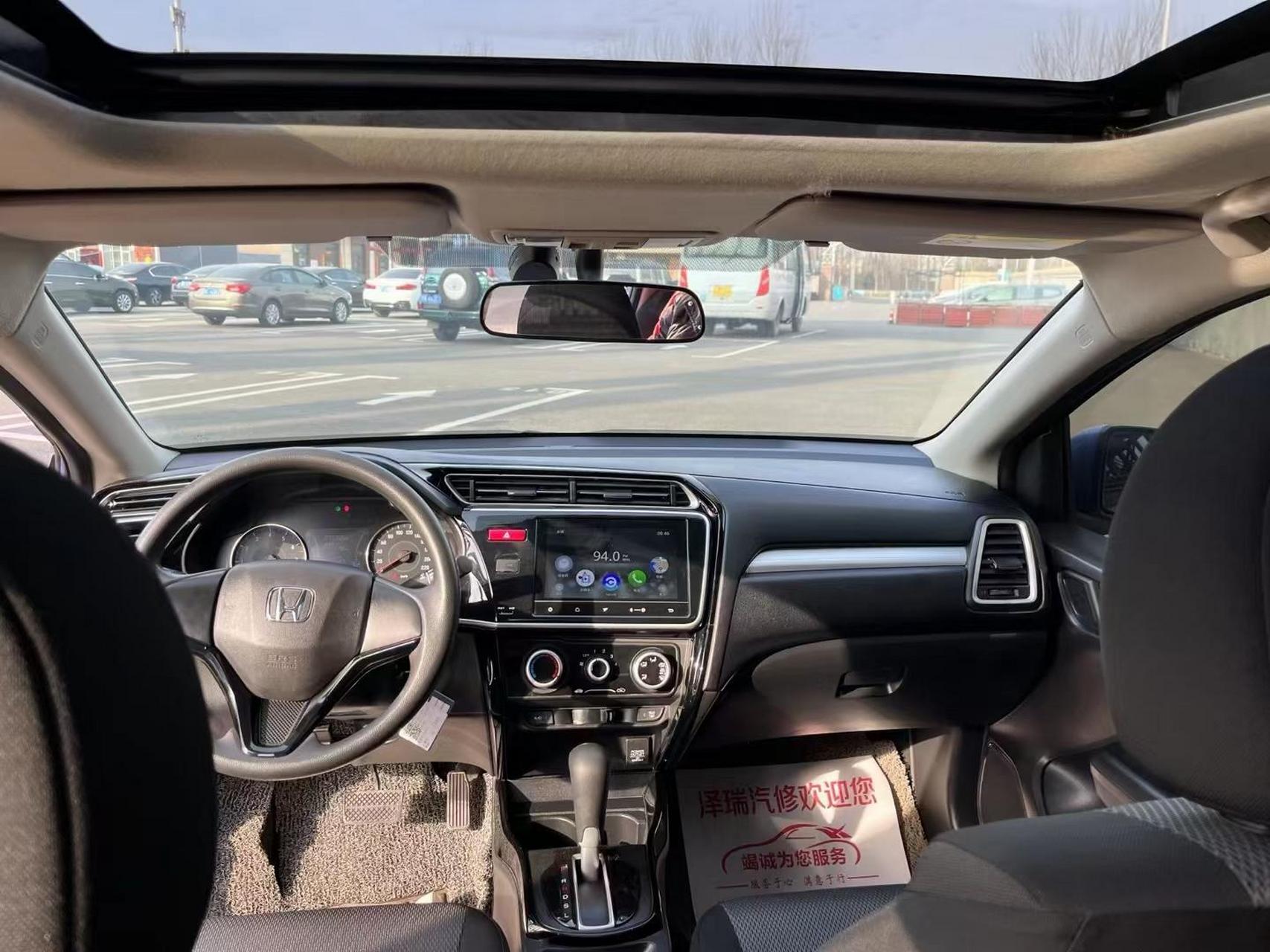 新到18年本田竞瑞 1.5l自动天窗 3.