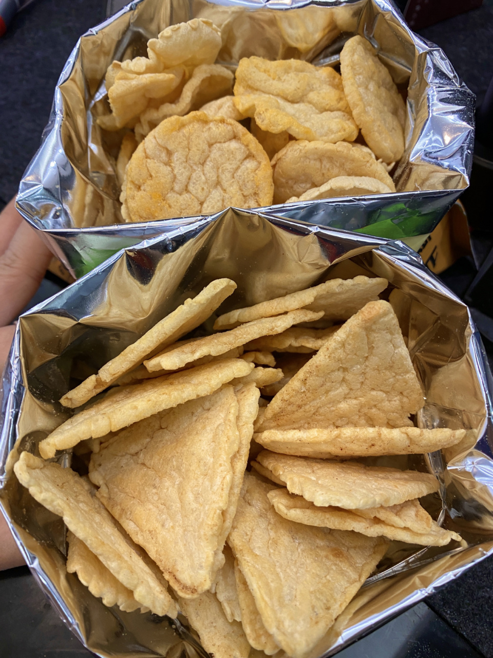 迫不及待想给所有减肥的姐妹安利这包 低脂薯片!