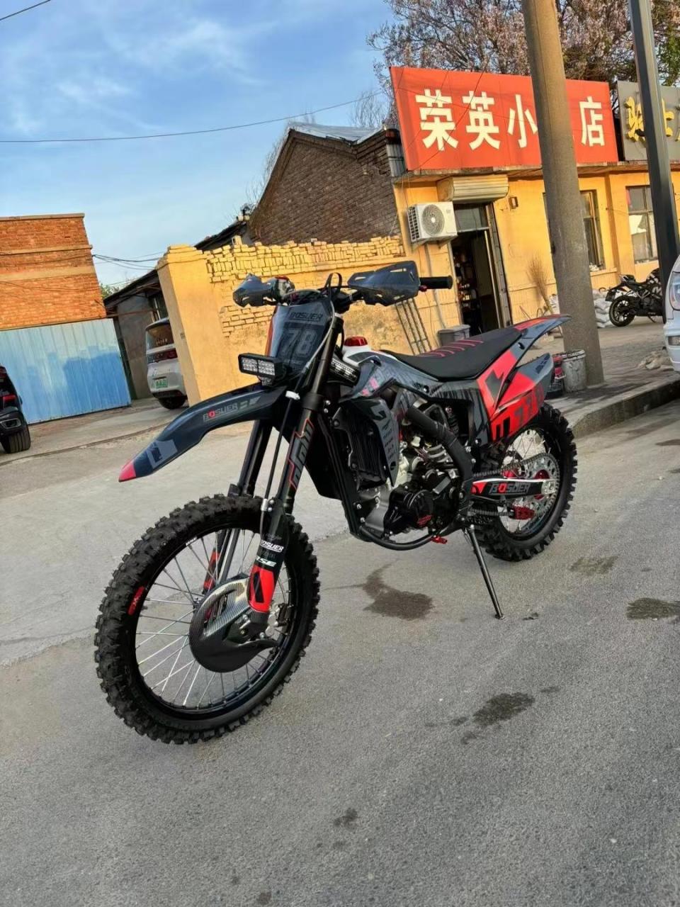 波速尔歼1,带原车合格证,两把原车钥匙,nb300,精品车况,3减不漏!