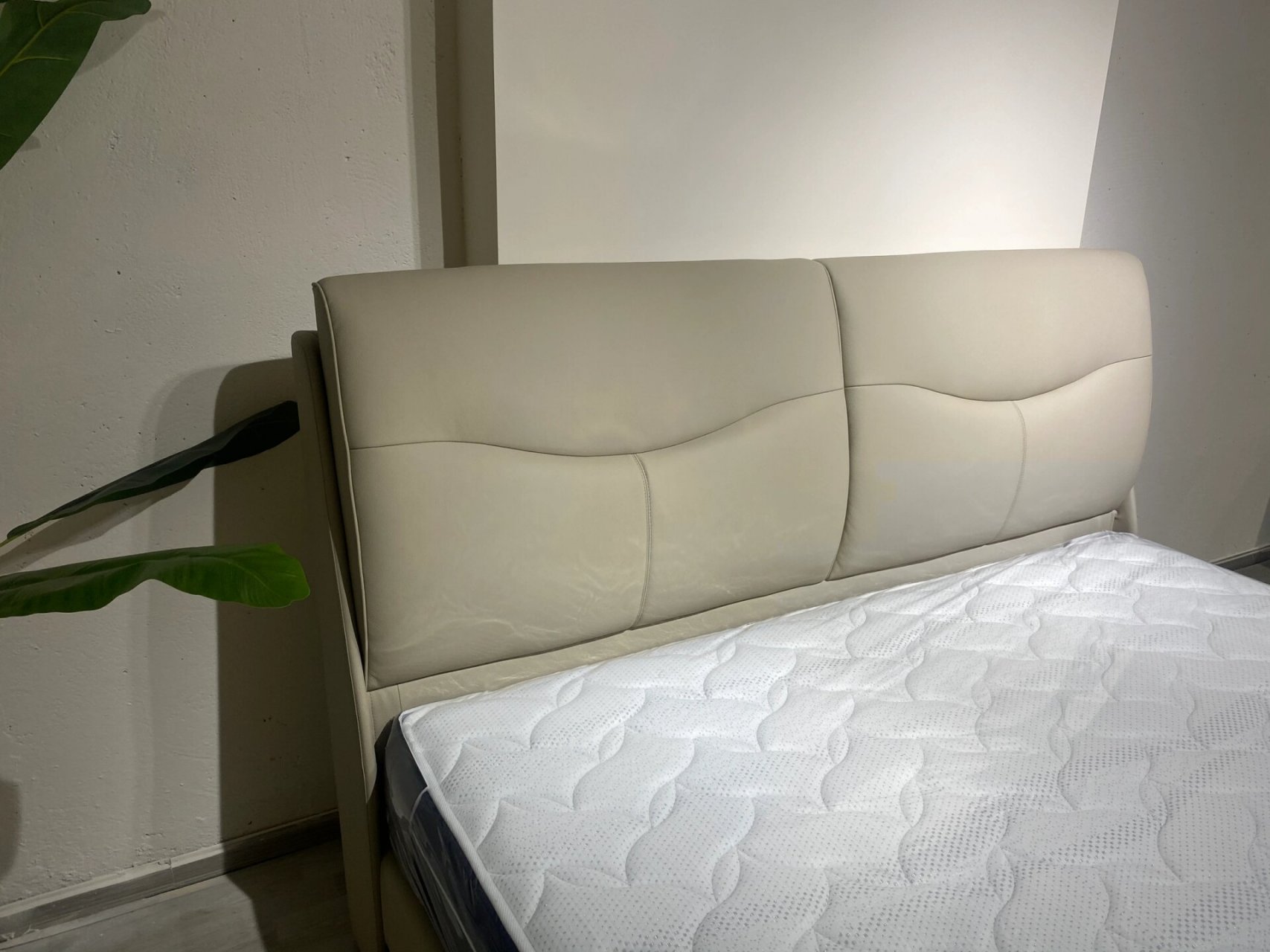 我愿称这张舒康美的静音床为齐边床的天花板 舒康美全实木静音真皮