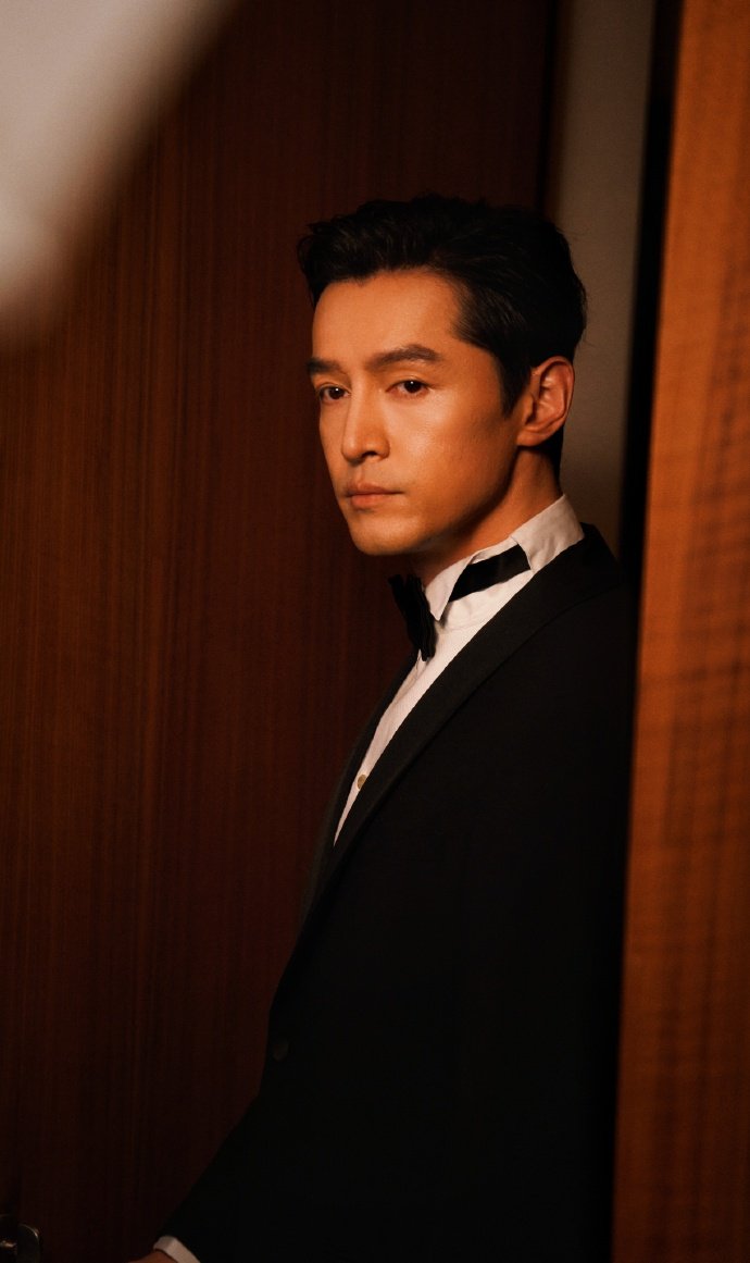 "我们的胡歌歌的美妙声音又来啦,2025年古月成立二十一周年特别版广