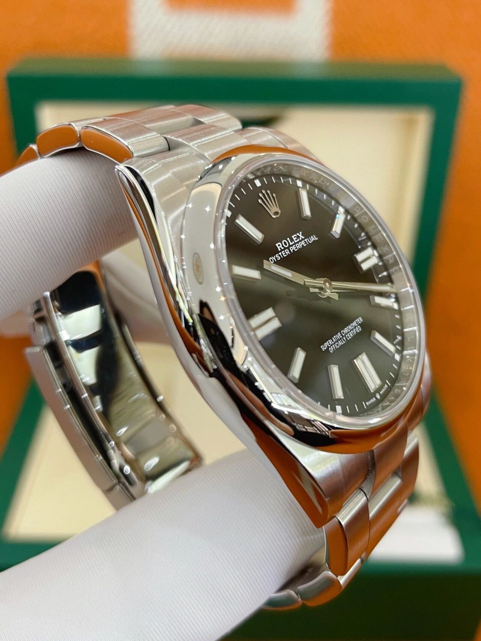 劳力士蚝式恒动124300,最新款黑盘,表径41mm 劳力士蚝式恒动124300