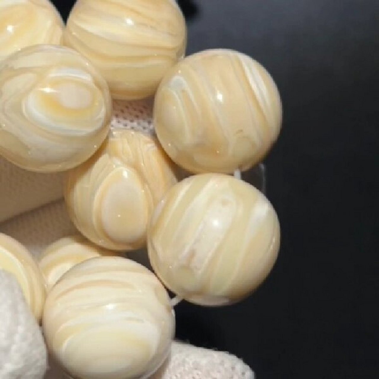 鹤天珠手串|选用天然骆驼臼齿制作而成 鹤天手法工艺从日本远古流传至