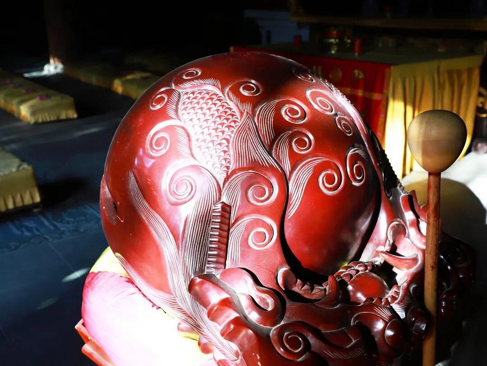 一,木鱼的意义 木鱼原是由汉传佛教创造并推广使用的法