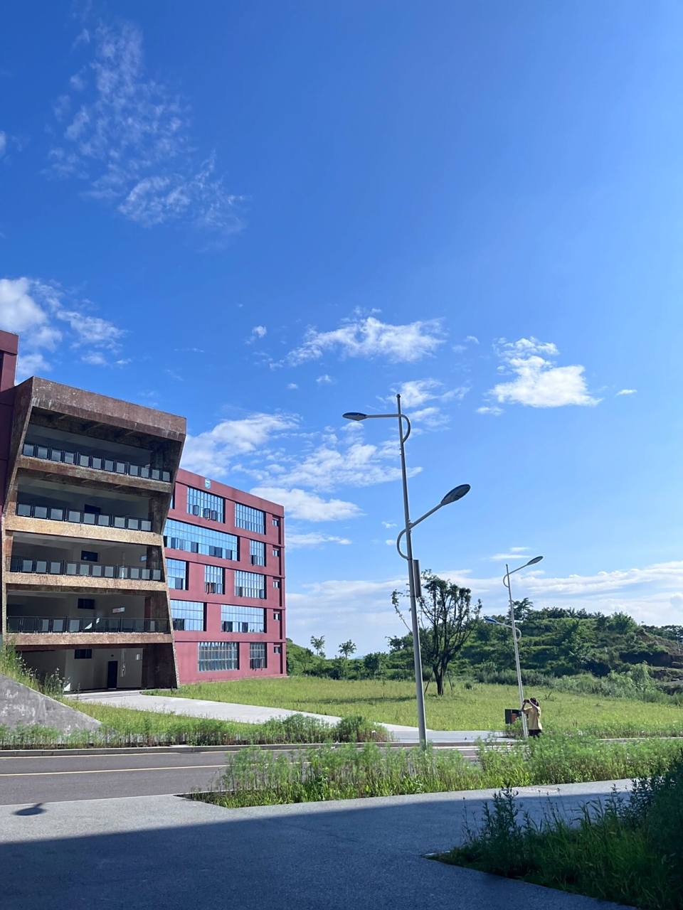 三院 这风景太美了吧很难不喜欢欢迎报考重庆三峡学院