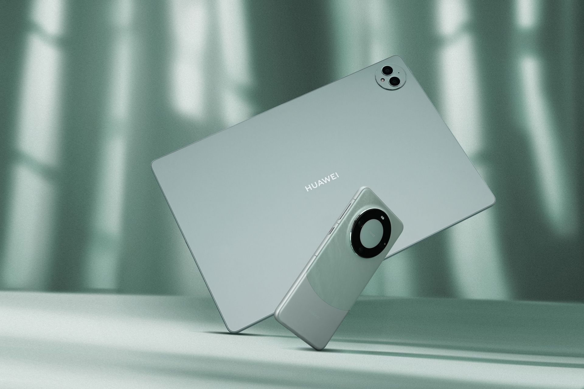 华为发布全球最轻薄无边大平板##华为发布全球首款柔性oled平板#华为