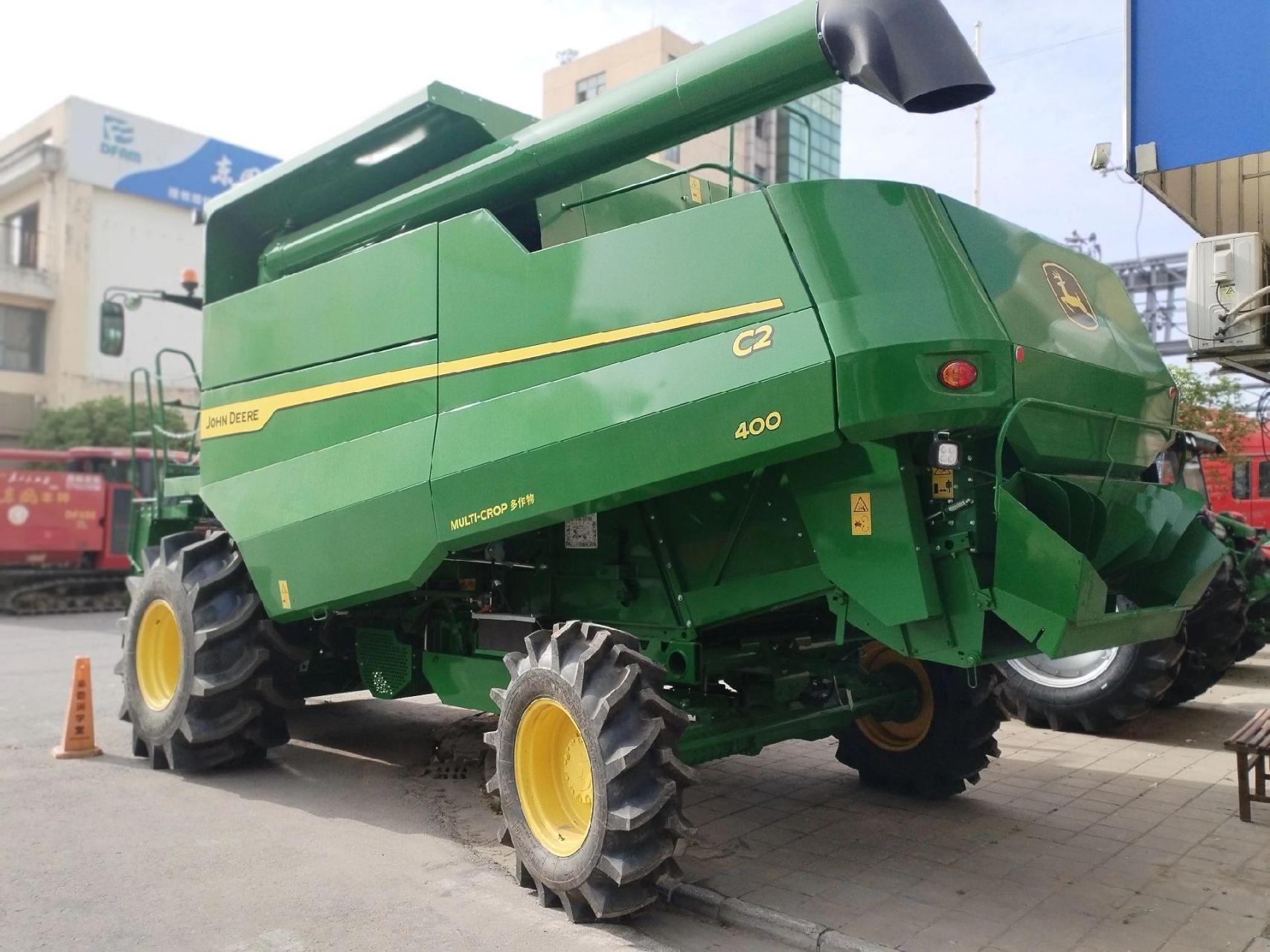 约翰迪尔c2 400轮式收割机,6e1504pl,6e1404p拖拉机 东风df1604-5a