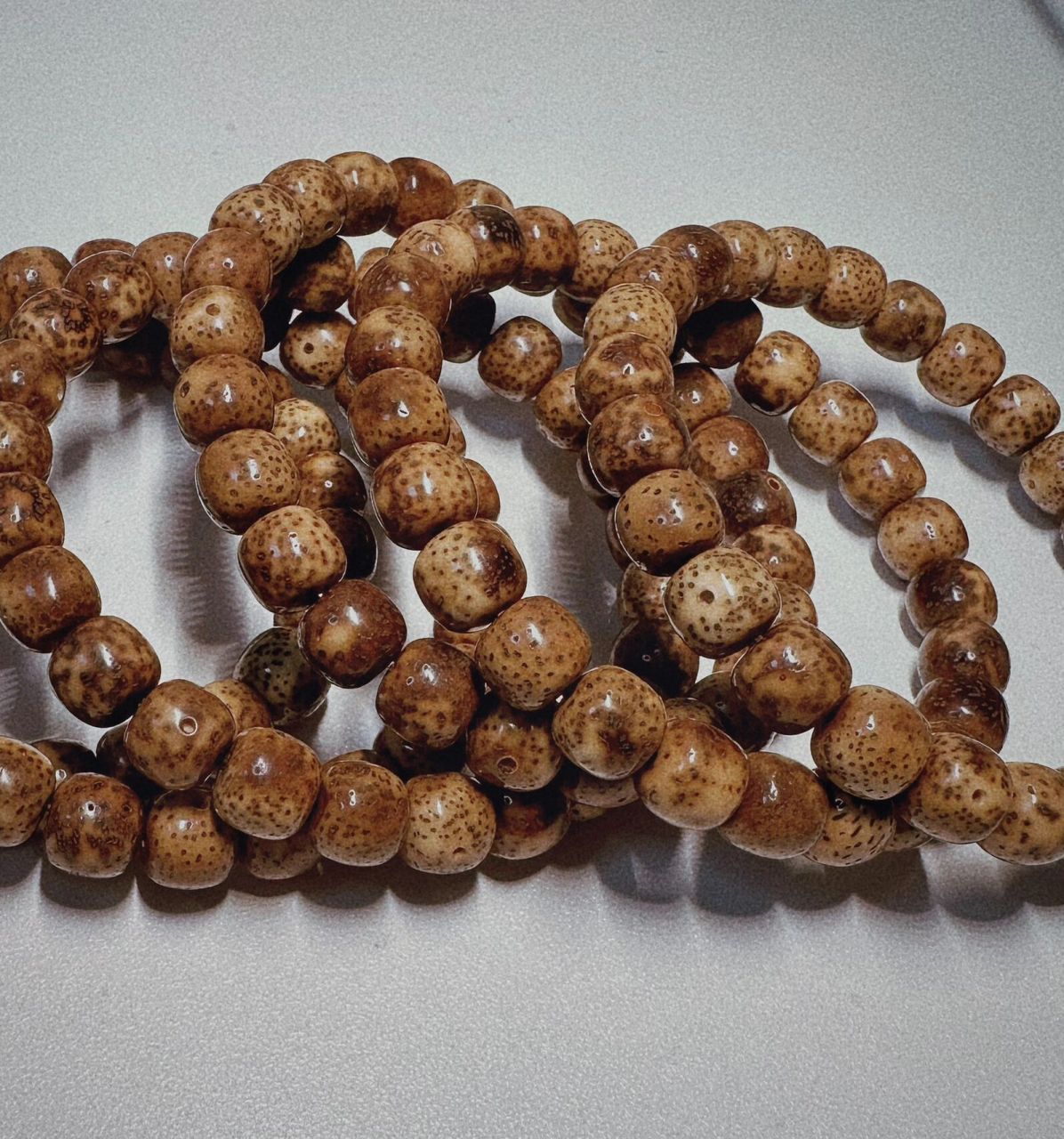 虎皮星月 挑籽是门技术活 还是星月好玩 天气凉了 带串星月出门也很棒