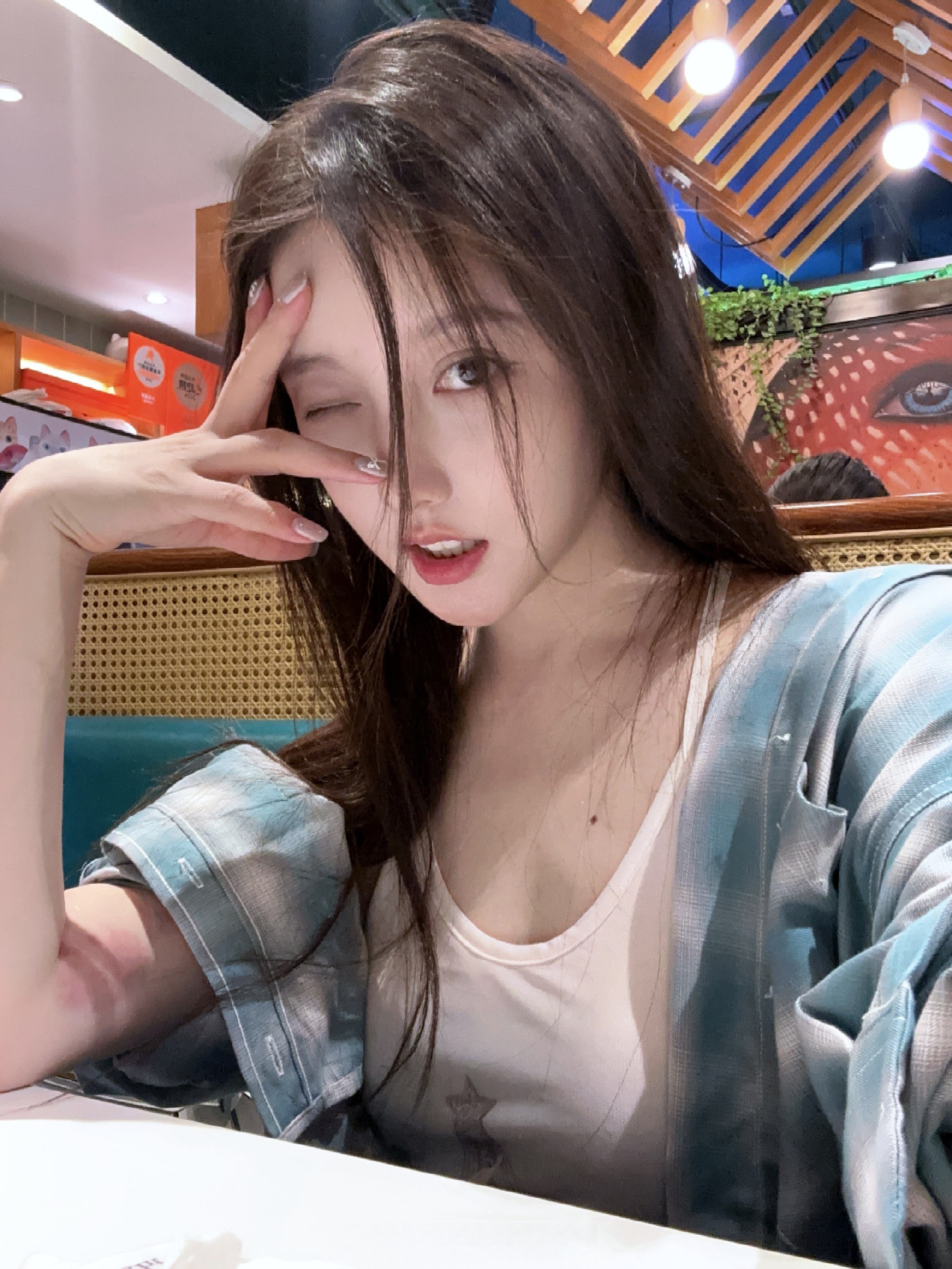 姜贞羽小姐姐的花花世界,仙气满满