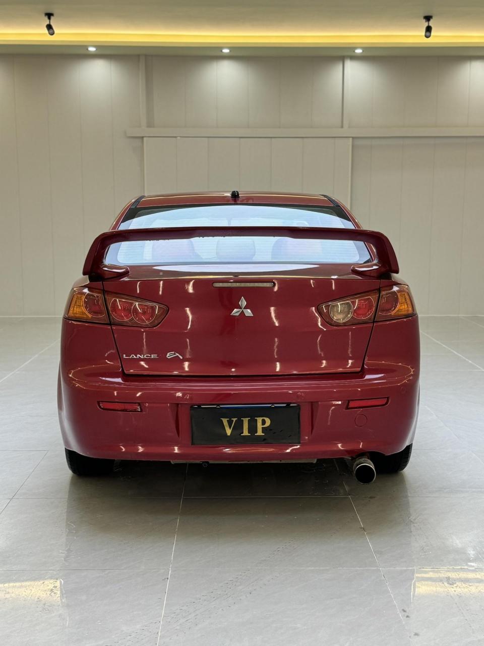 8排量,三菱车中的鼻祖秋名山中的神车,多功能的方向盘,大屏触摸娱乐