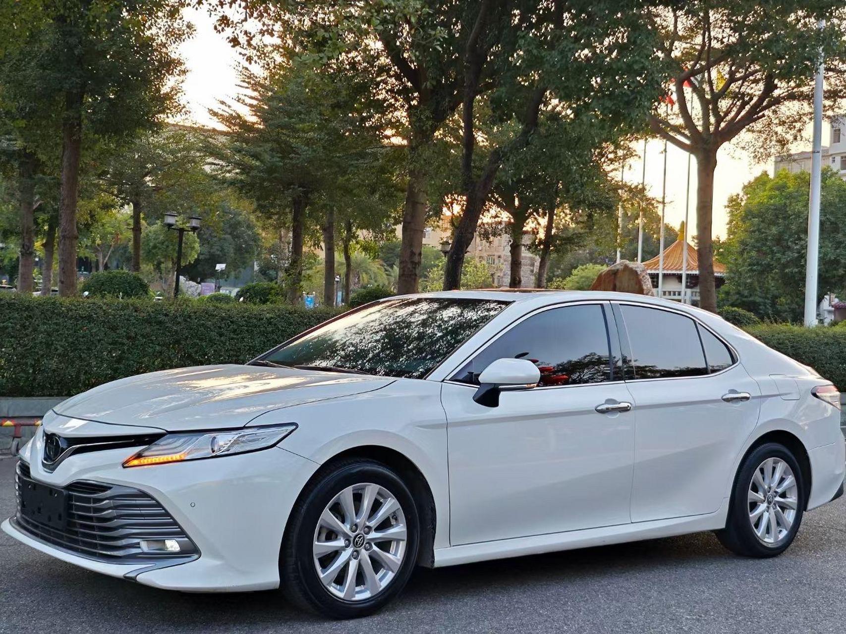 18年八代凯美瑞2.