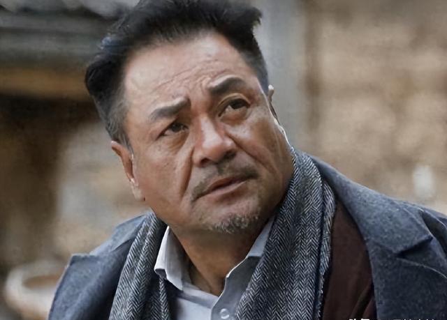 看到尤勇智这张脸,是不是觉得超硬汉!