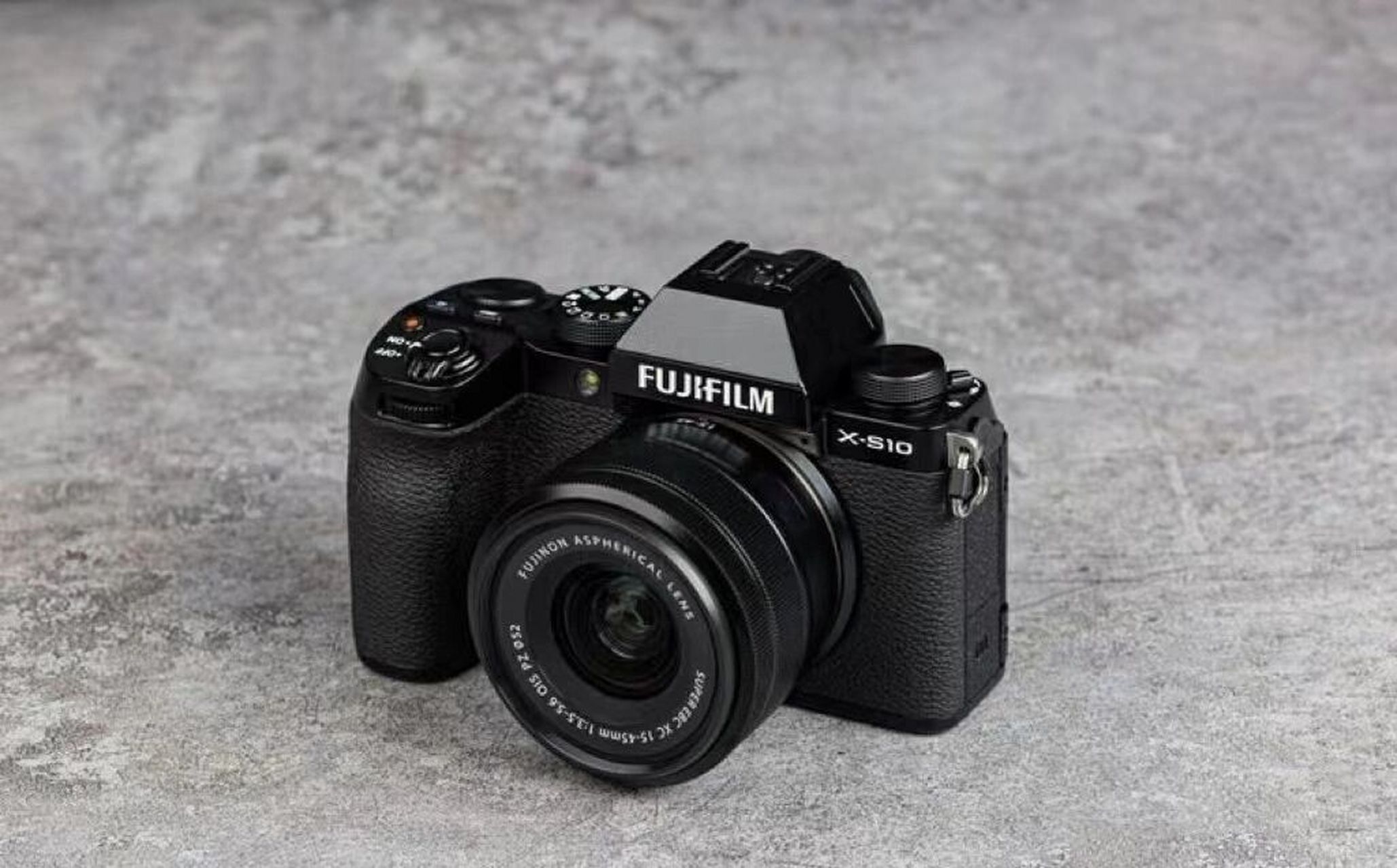 数码好物推荐|富士x-s10 出街潮拍必备 这是一台fujifilm相机x-s10