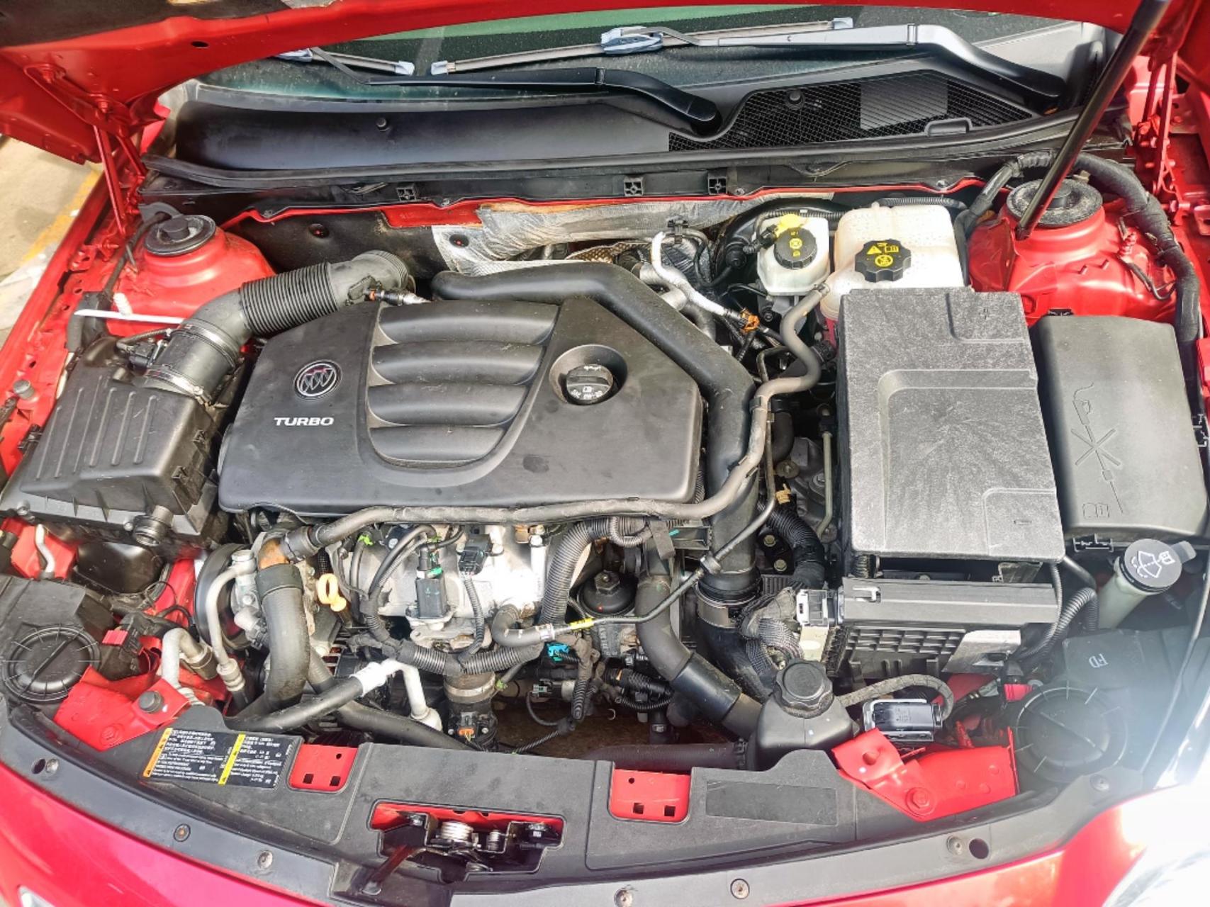 2010别克君威2.0t ldk发动机.