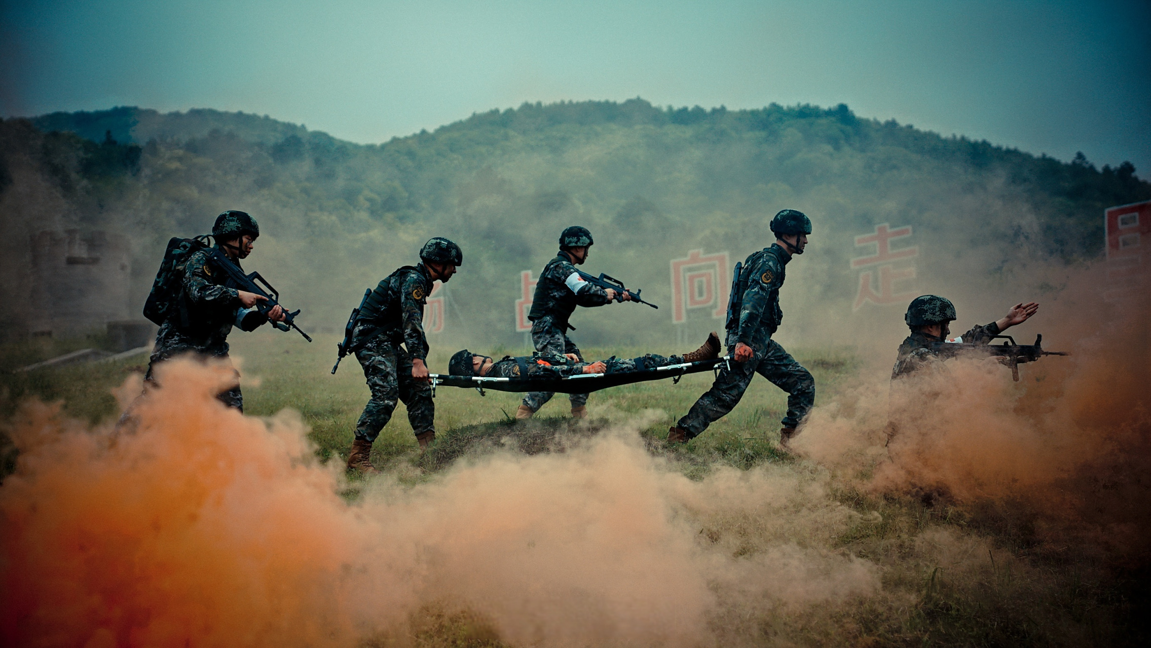 【武警第二机动总队某支队组织卫勤专业比武考核】近日,武警第二机动