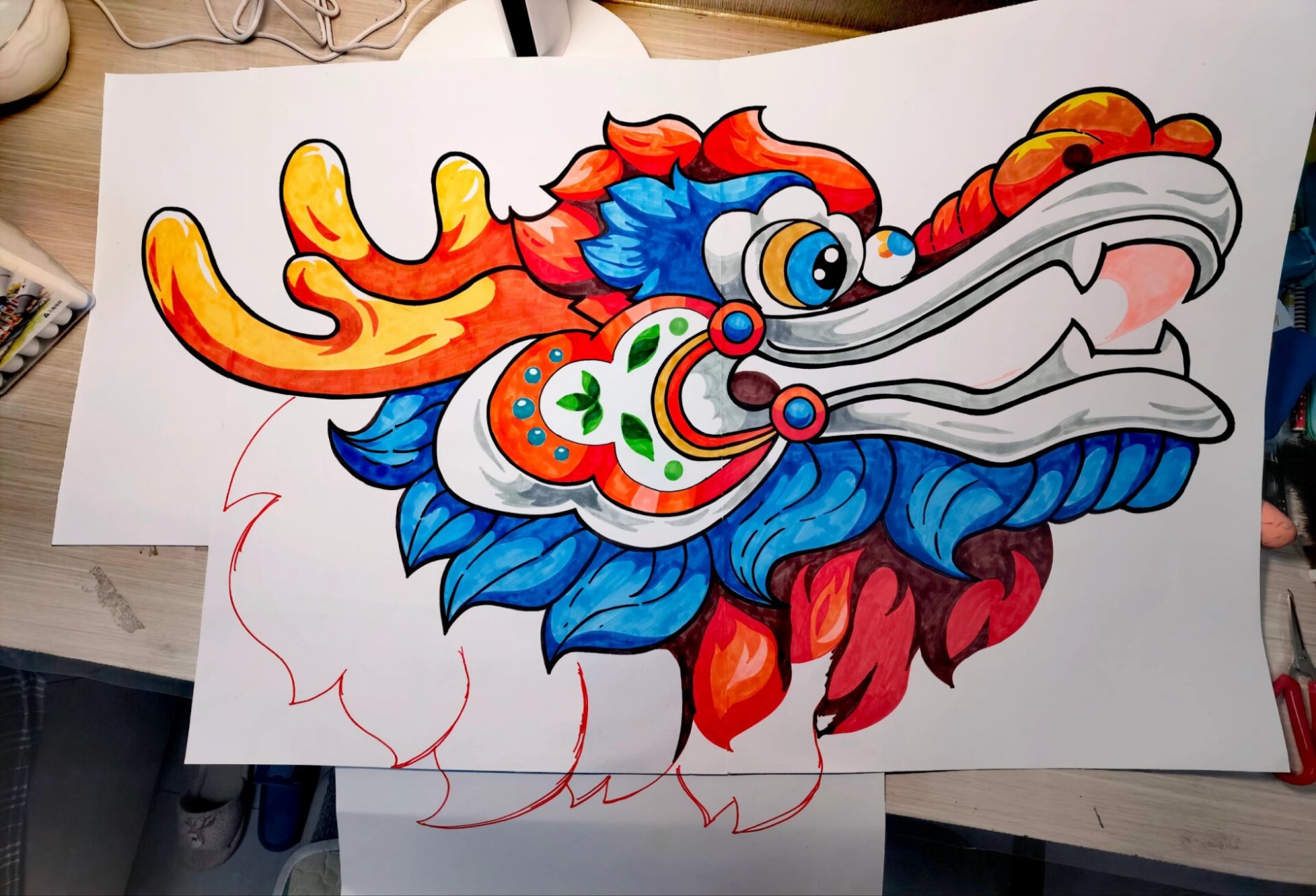 马克笔手绘中国龙 幼儿园新年作业,马克笔涂了个大龙头,附加龙尾一条
