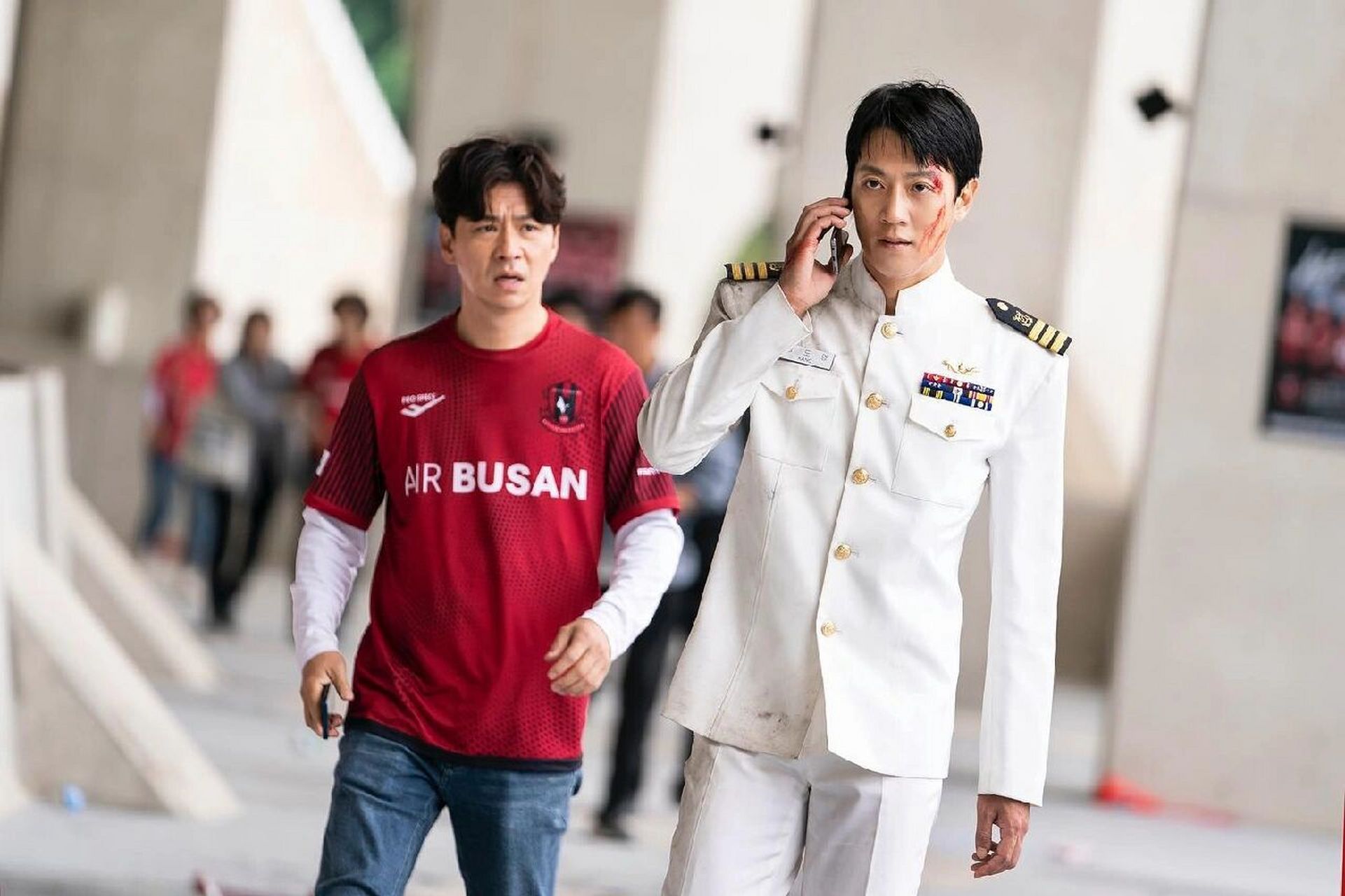 分贝# #李钟硕车银优##李钟硕新剧又演反派# #拍摄花絮