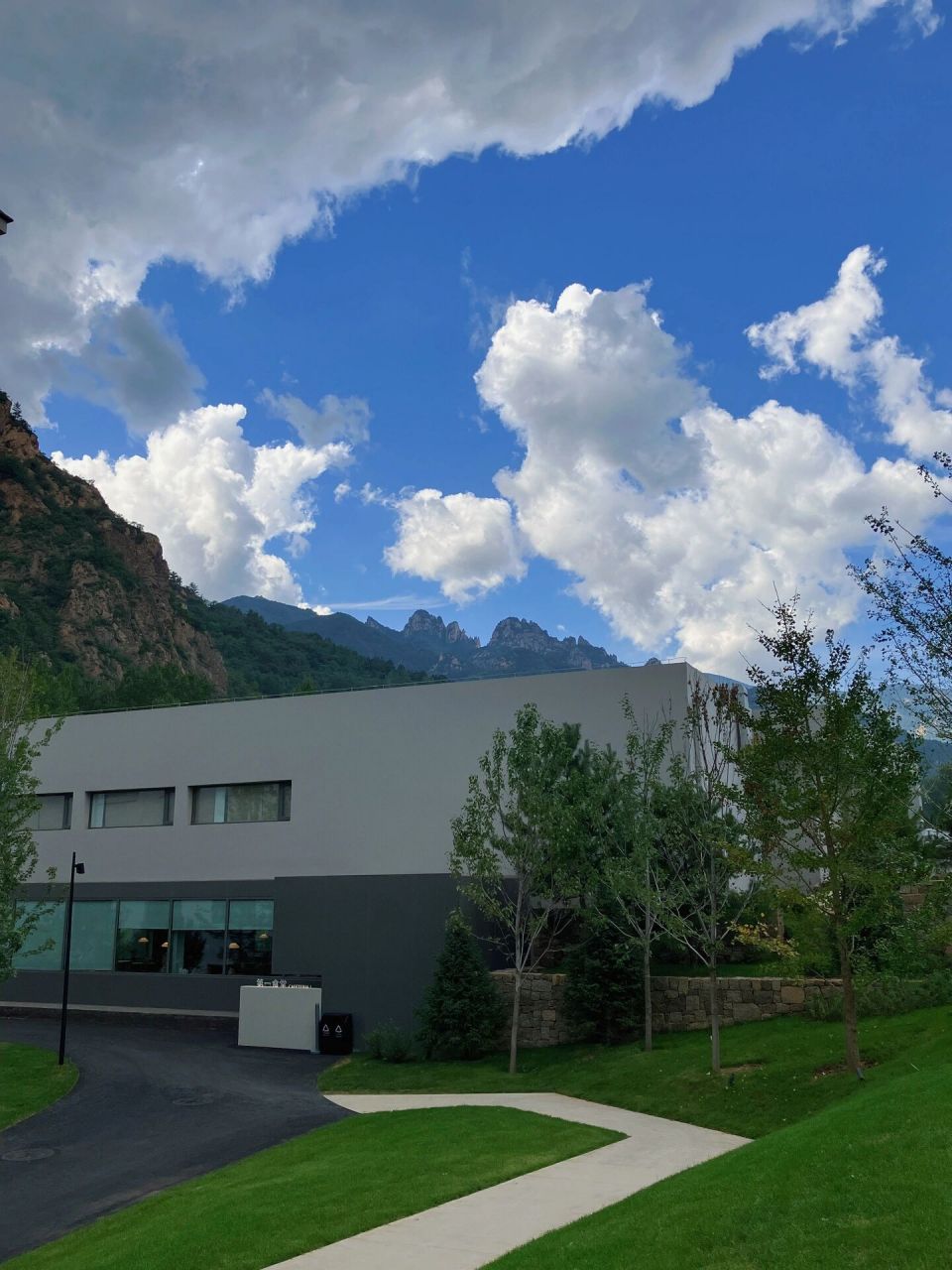 阿那亚雾灵山-山系美学get 周末来雾灵山遛娃娃  入住澜也酒店 体验感