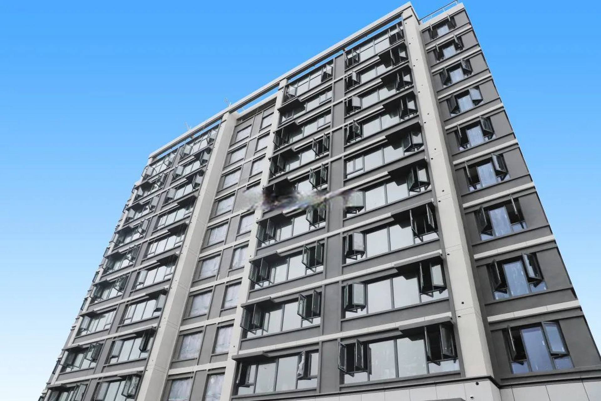 庐阳区大杨镇板块兴港和昌·湖畔云栖外立面效果也出来了.