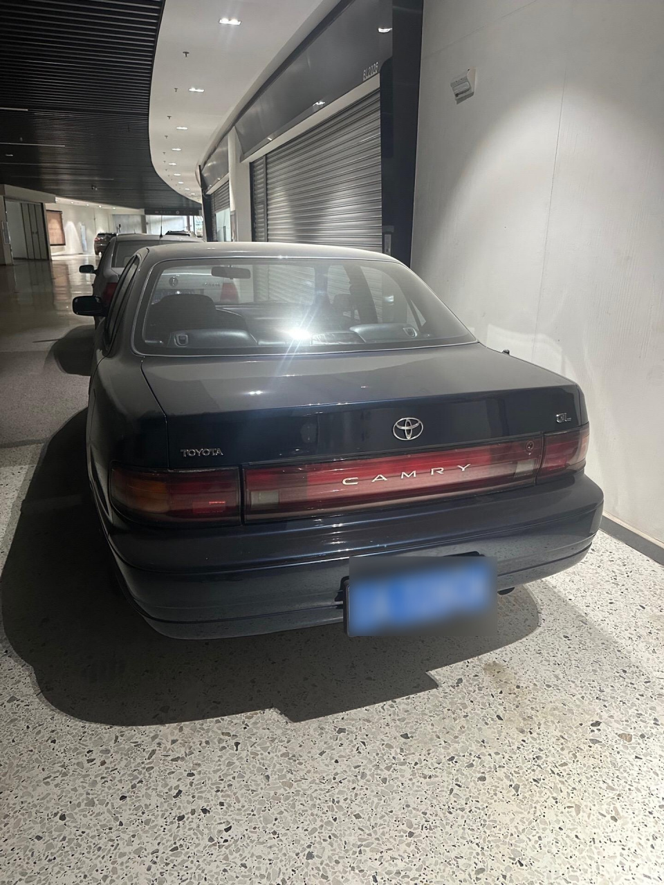 静静的等着你.1994年丰田佳美