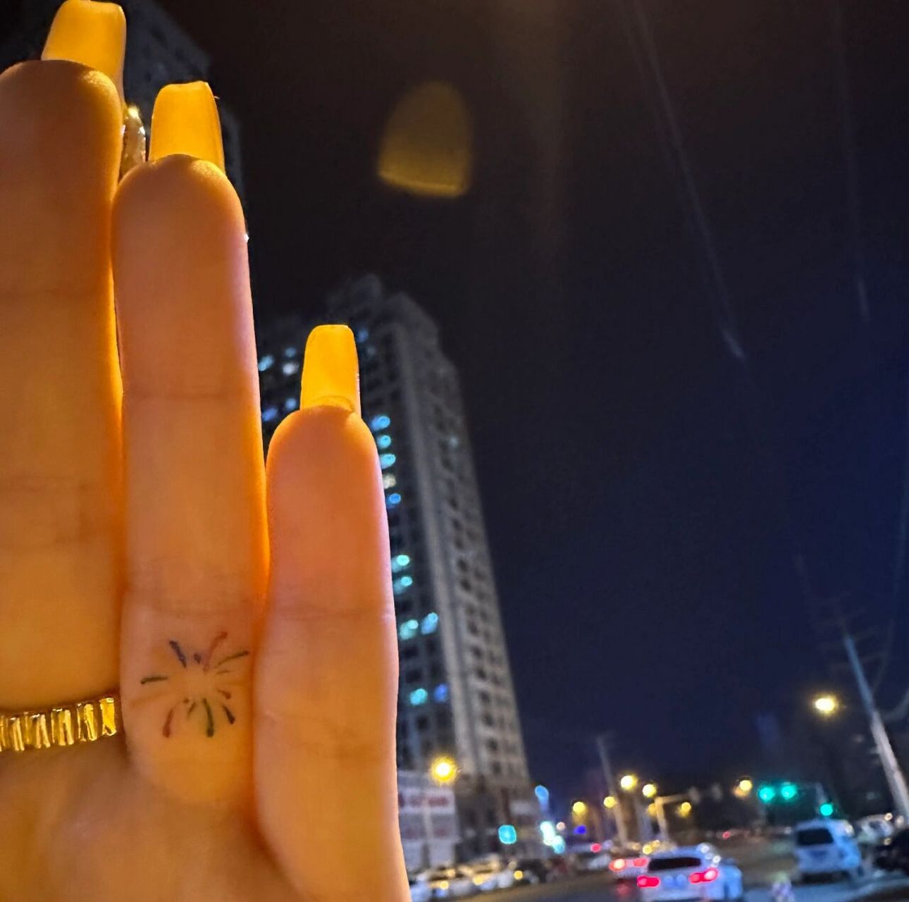 烟花小纹身 女生手指小图 沈阳tattoo