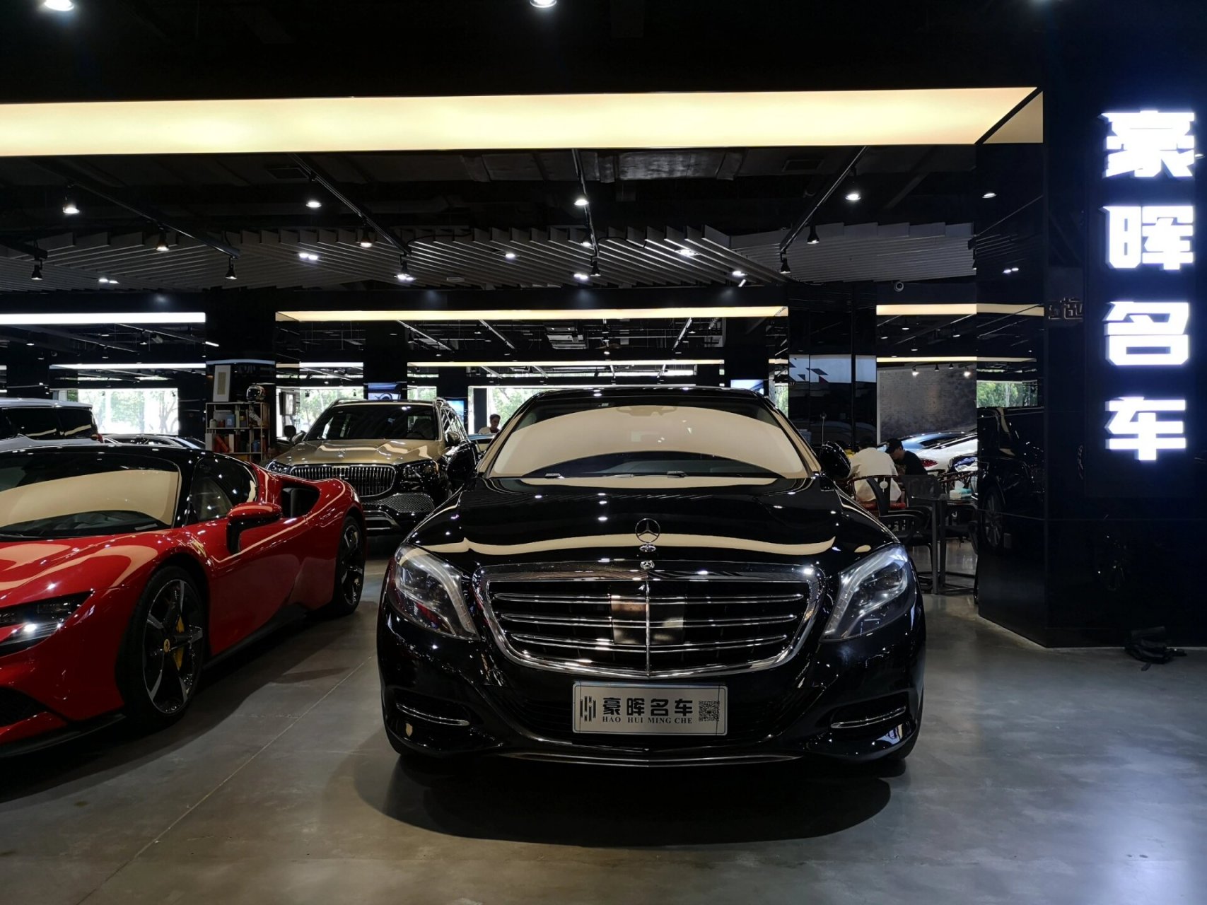 拿下16年迈巴赫s600 16年12月上牌,13w公里 一代经典神车,迈巴赫s600.