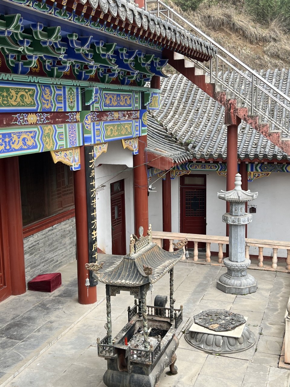 西安弥陀寺|公交可直达南山脚下的千年古刹 "白玉缀枝头,无绿也无愁.