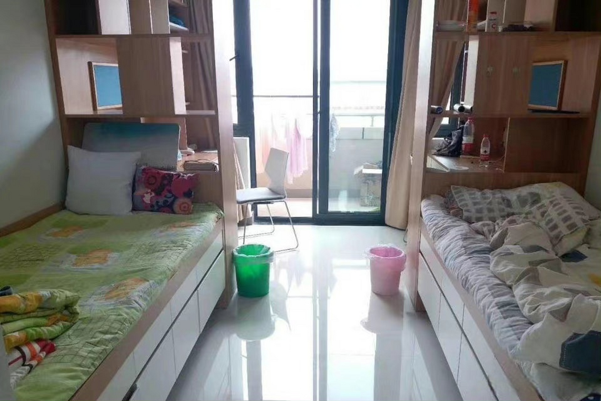 浙大博士生双人间宿舍