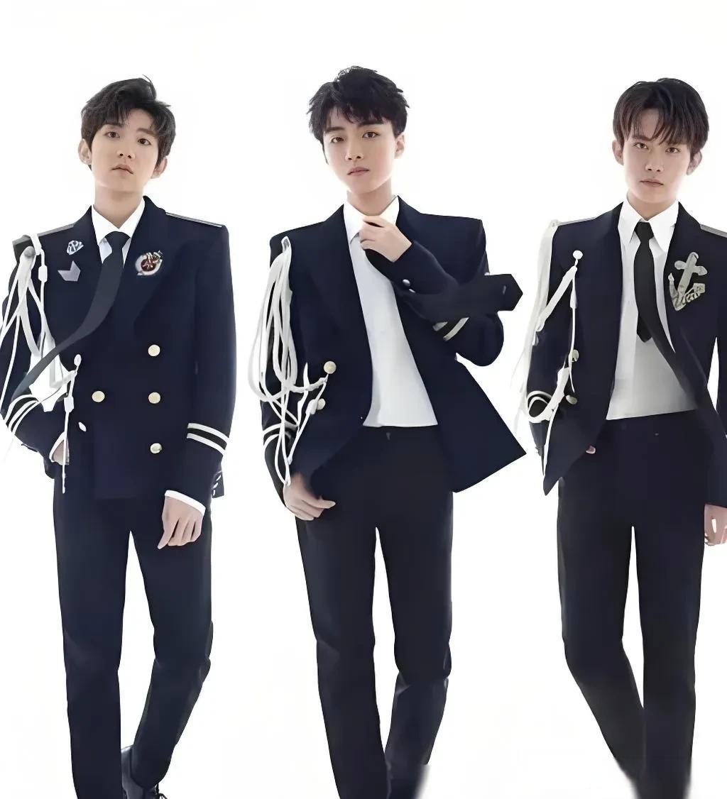 王俊凯,出生于1999年,今年25岁,毕业于北京电影学院,现在是一名歌手