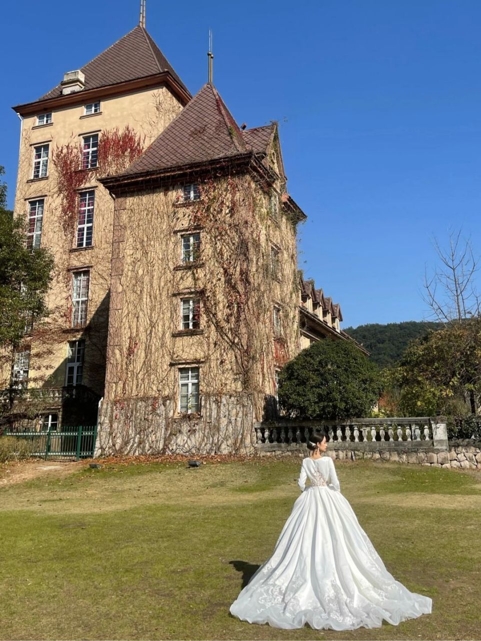 address:杭州梦娜斯庄园 #我的婚纱照# #婚纱照攻略# #婚纱照推荐