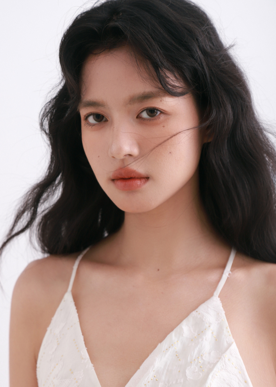 中德混血美女的法式风 力行模特|维乐 摄影:大杰 妆发:贞贞