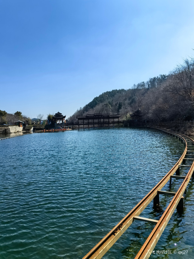 锦里沟风景区图片